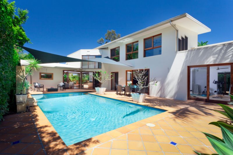 about us-Aqua Pool Builders Northern Beaches - 6 plunge pool in the backyard